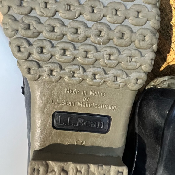 L.L. Bean Camo Duck Boots - Picture 5 of 6